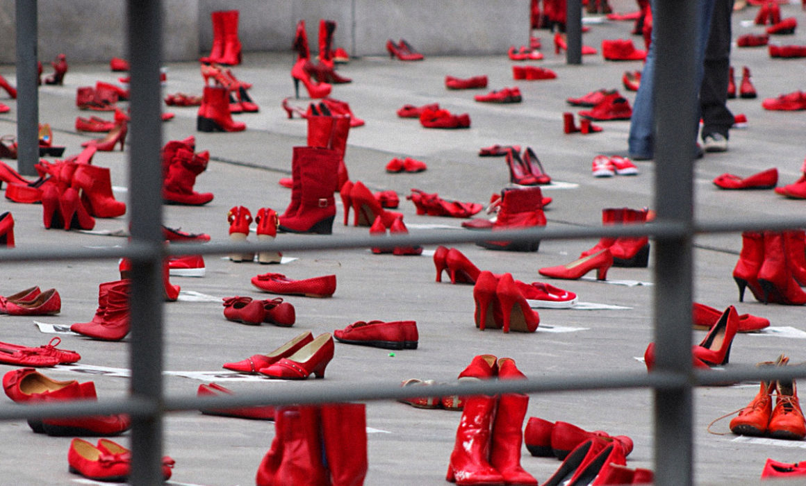 zapatos rojos instalacion